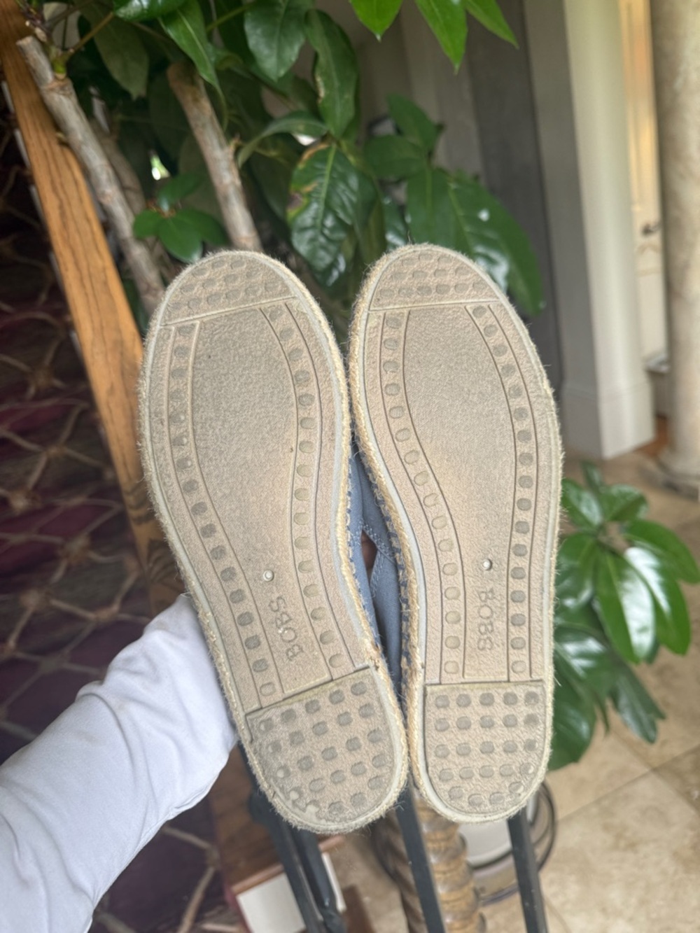 BOBS blue espadrille flat slip on shoe preowned good condition 8 1/2 - Picture 9 of 9